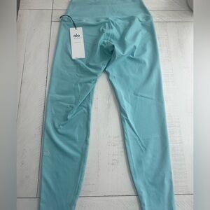 ALO NWT Yoga women’s  Aqua Leggings